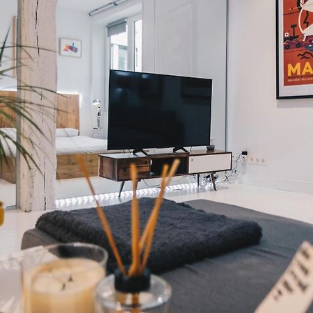 Plaza Nueva Apartment By People Rentals Билбао Екстериор снимка