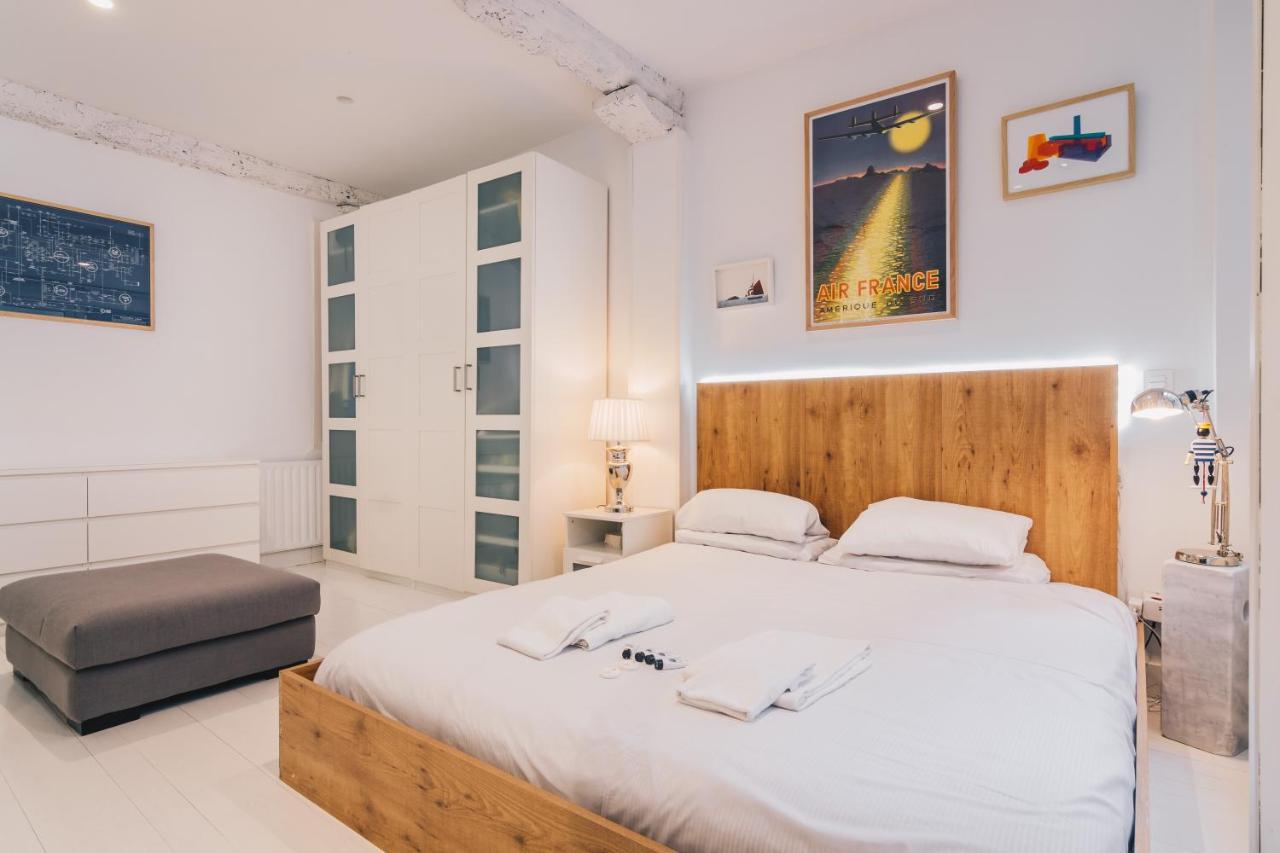 Plaza Nueva Apartment By People Rentals Билбао Екстериор снимка