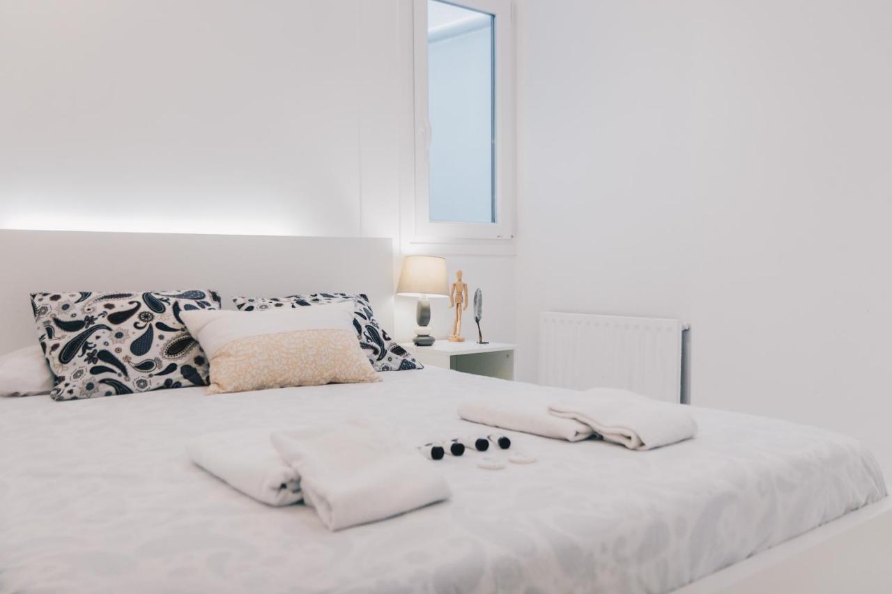 Plaza Nueva Apartment By People Rentals Билбао Екстериор снимка