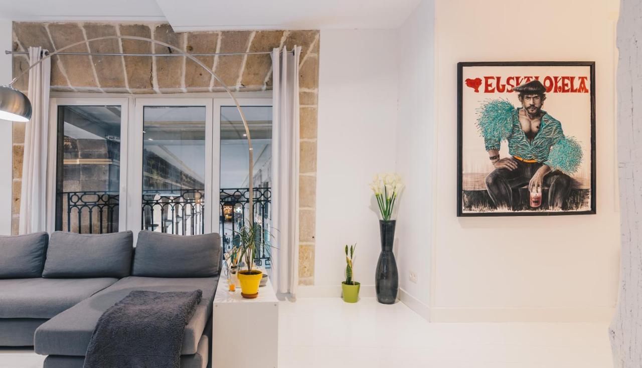 Plaza Nueva Apartment By People Rentals Билбао Екстериор снимка