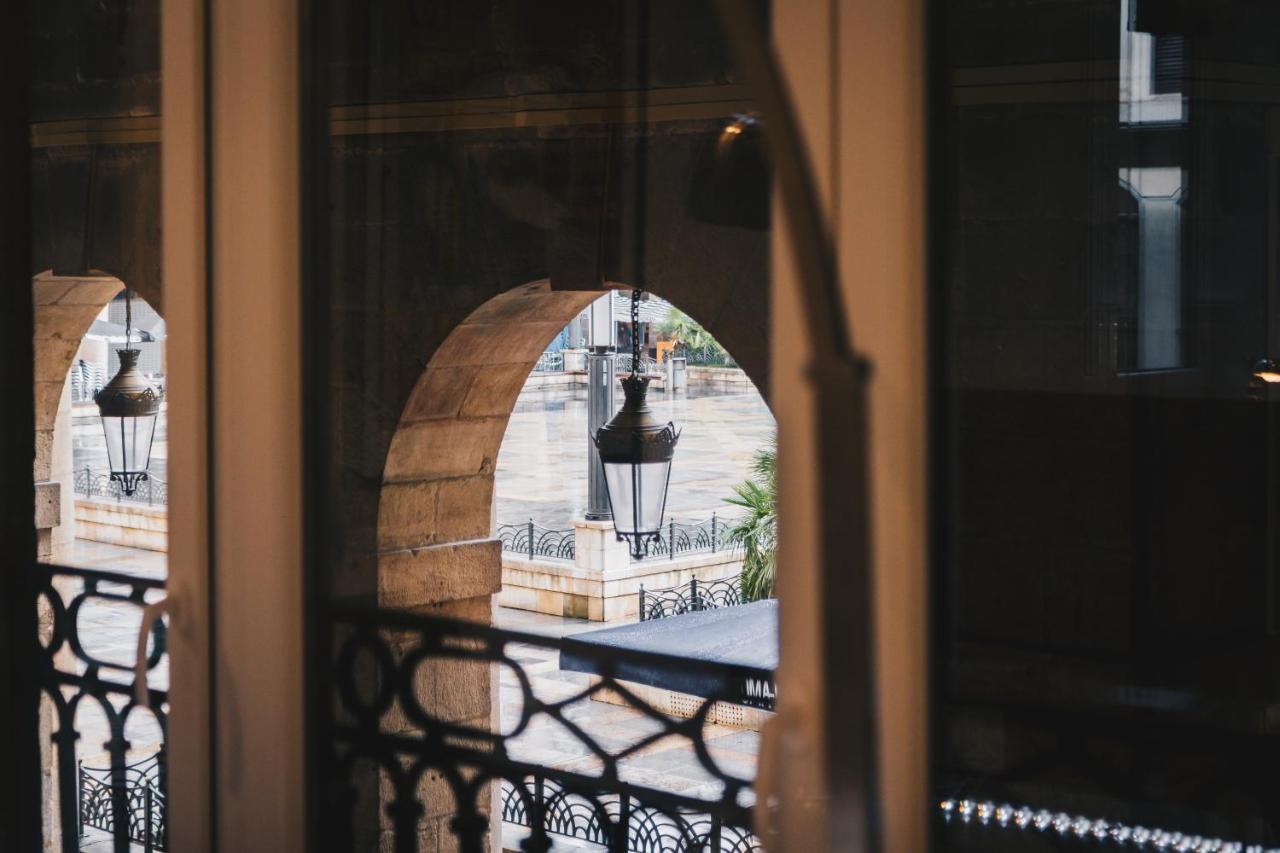 Plaza Nueva Apartment By People Rentals Билбао Екстериор снимка